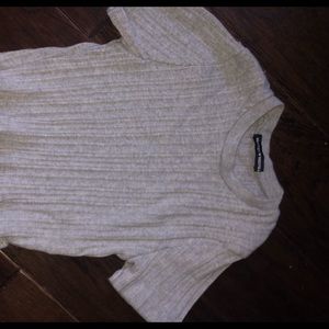 Brandy Melville grey top